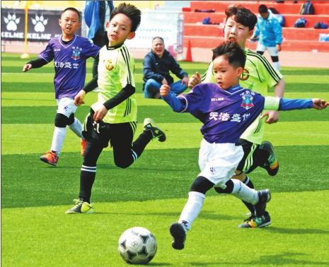 2025KPL夏季赛常规赛W2D5｜既有“首胜争夺”的热血，也有“状态之争”的精彩，更有“强强对决”的巅峰碰撞！